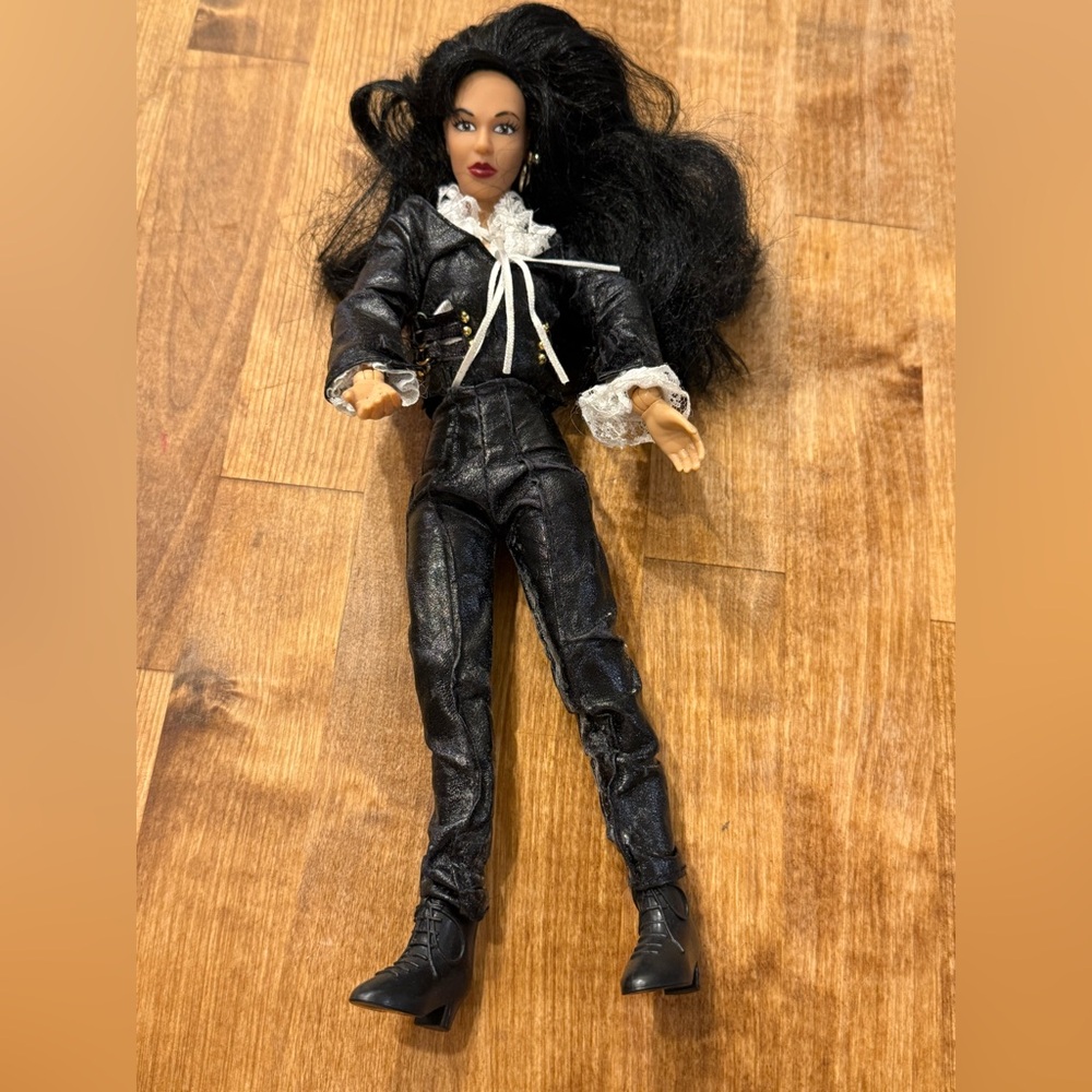 1999 SELENA Quintanilla Forever Doll Vol.1  Amor Prohibido Black White Ruffles
